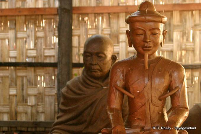 Cotta sculptures, Mandalay - Myanmar (Burma)