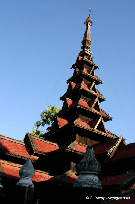 Storey pagoda, Bagaya Inwa (Awa), Mandalay - Myanmar (Burma)