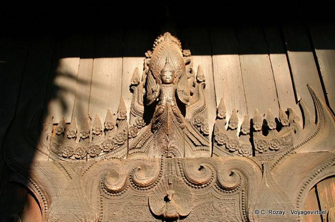 Woodcarving, Bagaya Kyaung monastery, Inwa (Awa) Mandalay - Myanmar (Burma)