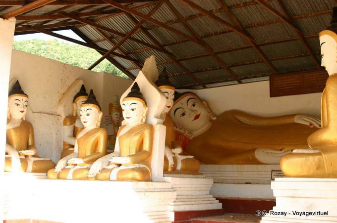Buddhas seated and reclining Buddha, Shwe U Min Pagoda, Pindaya - Myanmar (Burma)