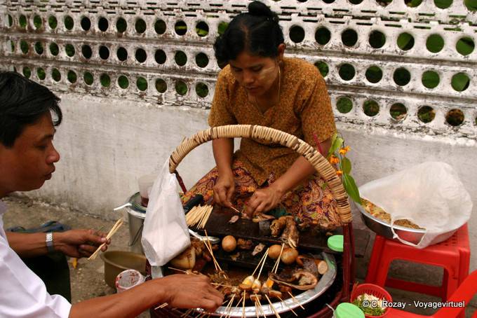 Making kebabs, Rangoon - Myanmar (Burma)