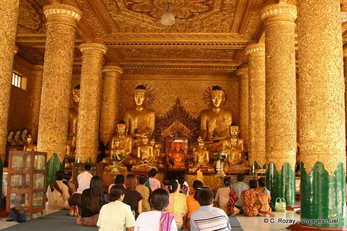 Prayer in tazaung, Shwedagon Pagoda, Rangoon - Myanmar (Burma)