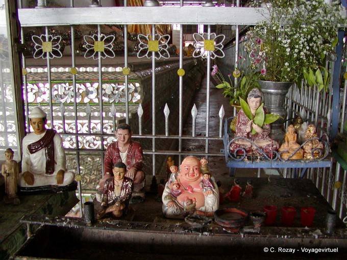 Small altar with Nats Rangoon - Myanmar (Burma)