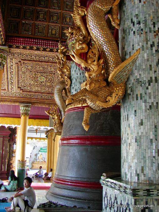 Fabulous animals carved and bell Maha Gantha, Shwedagon Pagoda, Rangoon - Myanmar (Burma)