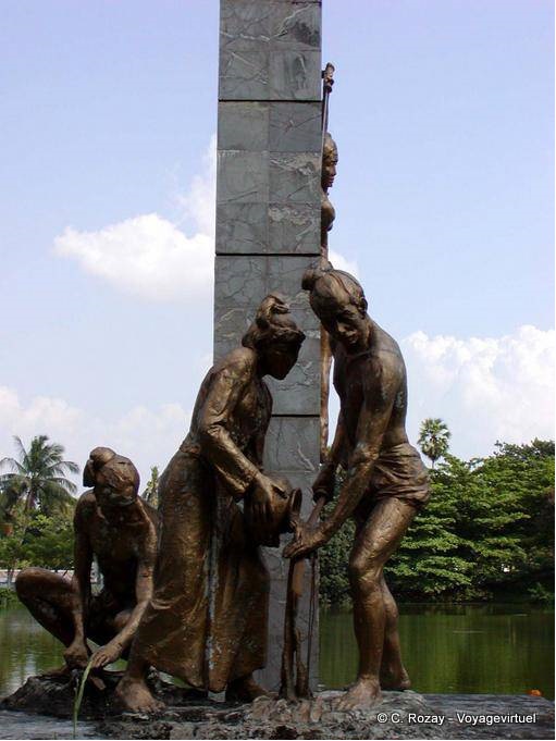 Monument Rangoon Kandawgyi Lake - Myanmar (Burma)