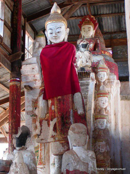 Mudra Buddha image of benevolence and compassion, Sagar - Myanmar (Burma)