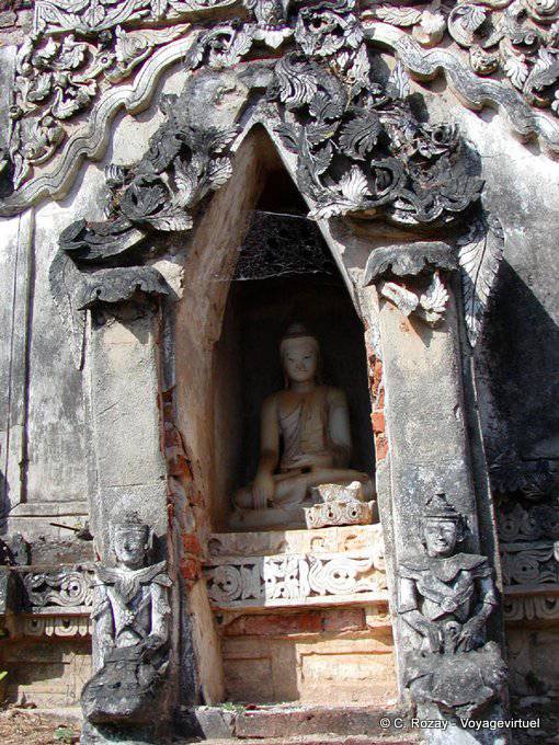 Decorative stone leaves, archaeological site of Sankar - Myanmar (Burma)