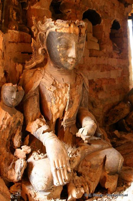 Another image of wood Buddha corroded by time, Sankar - Myanmar (Burma)