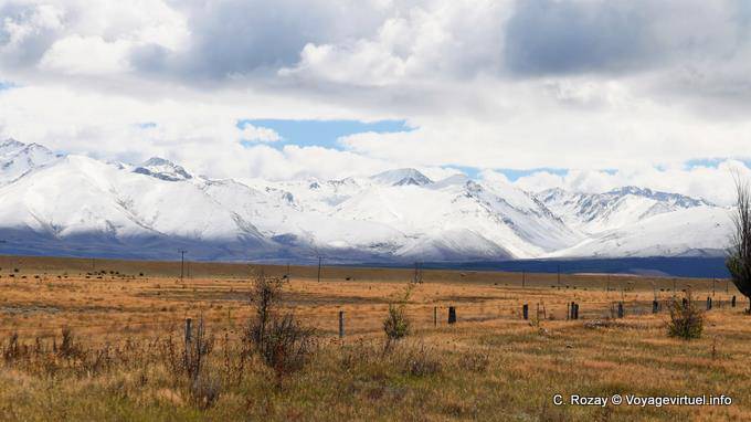 Fall of summer snow Southern Alps, Mount Cook Road, Canterbury - New Zealand