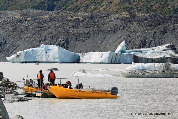 Tourist boats, Tasman Lake, Canterbury - New Zealand