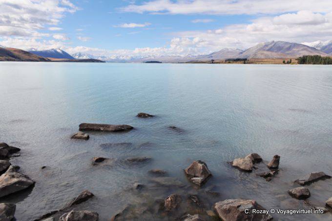 Landscape of Lake Tekapo, Canterbury - New Zealand