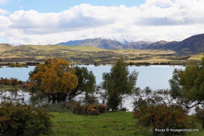 Lake Pukaki, Waitaki Dam, Canterbury - New Zealand