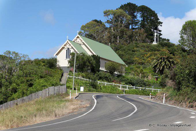 Small chapel on Te Araroa road, Tikitiki, East Cape - New Zealand