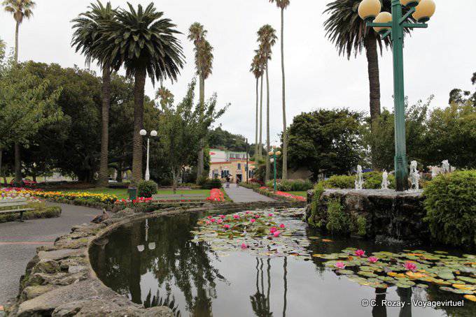 In the center of Clive Square, Napier Park, East Coast - New Zealand