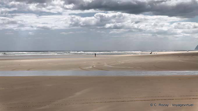 The gateway to Ripiro Beach, Baylys Beach, Northland - New Zealand