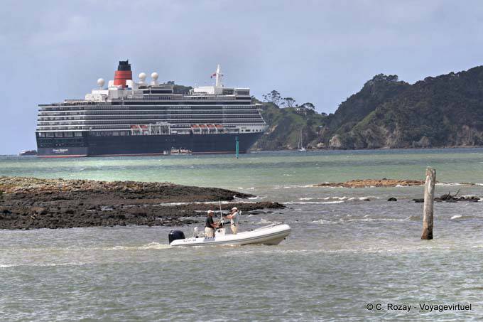Ship Bay of Islands, Paihia, Northland - New Zealand