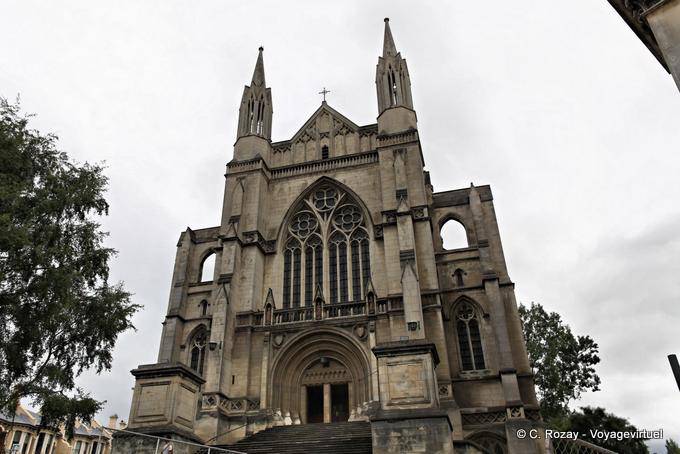 Front view from the Octagon, Dunedin St Pauls Cathedral - New Zealand