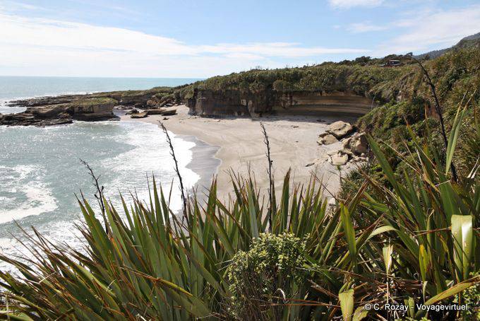 Beach view from a coastal promontory Paparoa Park, Truman Track, Westcoast - New Zealand