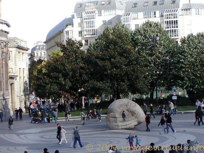 Place René Cassin, Paris, France