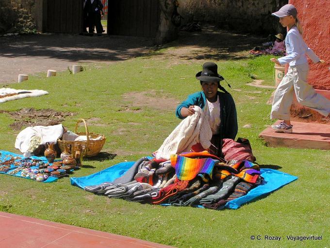 Saleswoman on the Inca Trail, Comprame! Peru -Peru