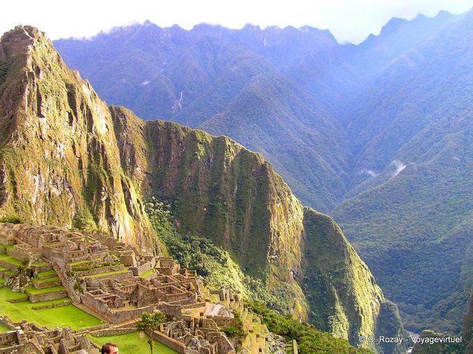 Another vision of Machu Picchu environment -Peru