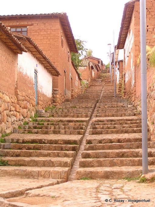 Steep alley, Chinchero in Valle Sagrado de los Incas -Peru