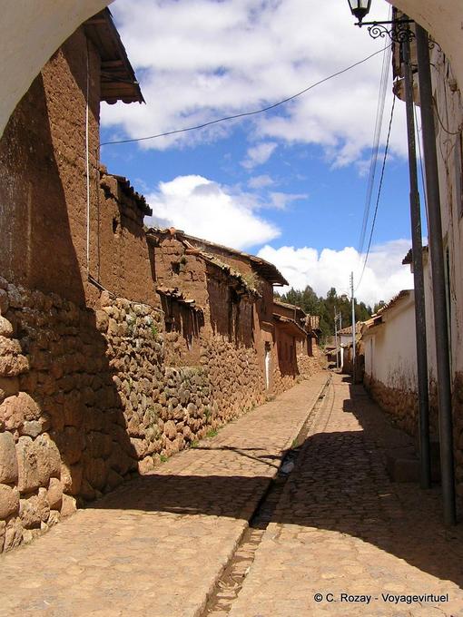 Typical street of Chinchero, access to the Sacred Valley -Peru