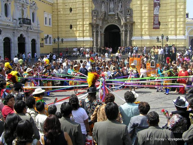 Traditional dance on the square of Saint Francis of Assisi, Lima -Peru