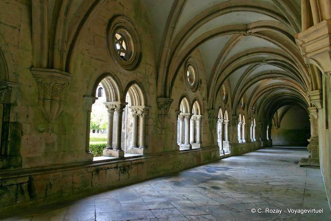 Arches of the Cloister gallery of Silence, Alcobaça - Portugal