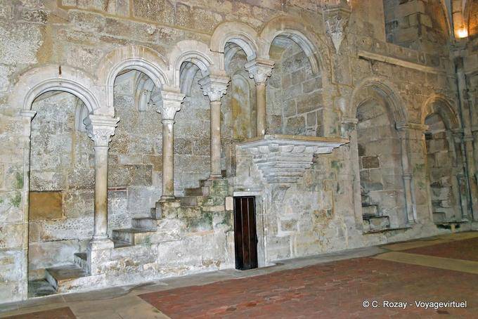 Stairs in the refectory, Alcobaça Monastery - Portugal