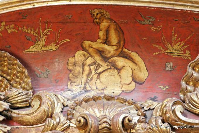 Decorating god on a cloud, Coimbra - Portugal