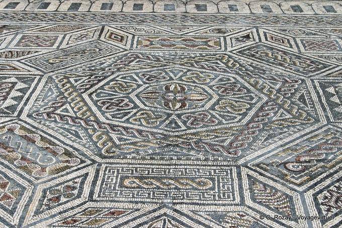 House skeletons, the mosaic floor in the room, Conimbriga - Portugal