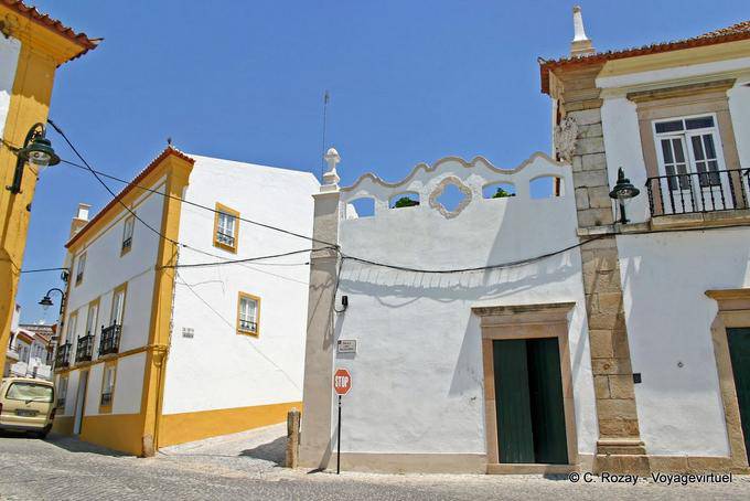 Crato, architecture at the corner of Praça do Município - Portugal