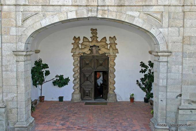 Museum entrance, Évora - Portugal