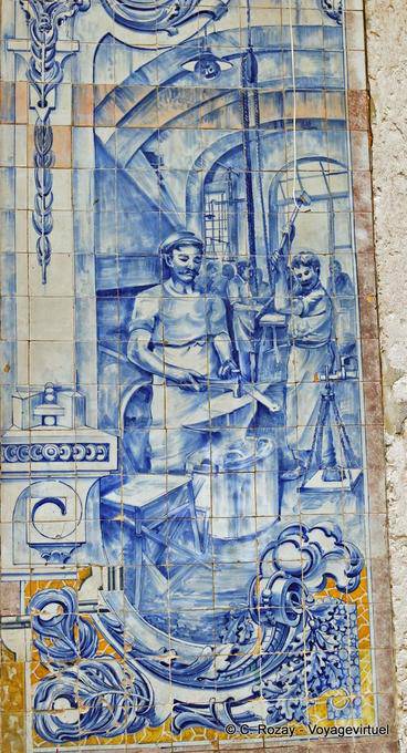Artisan metalworker, performance ceramic tiles, Alfama, Lisbon - Portugal