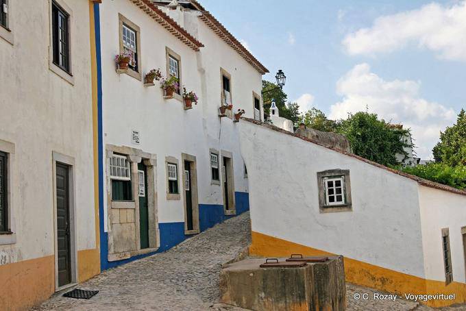 The tank in an alley of Obidos - Portugal
