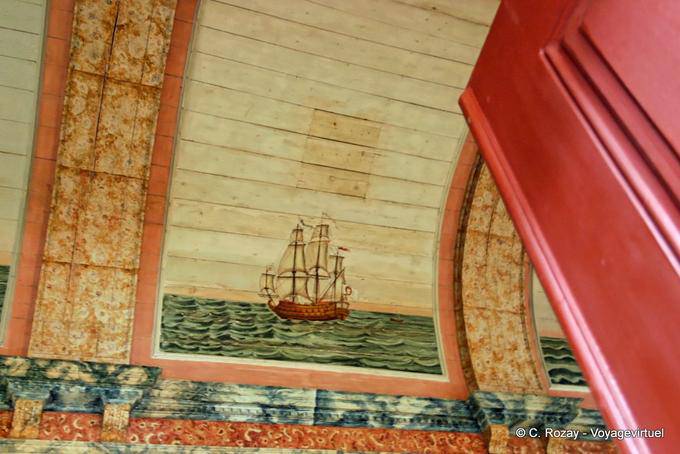 Decorating a ceiling National Palace, Sintra - Portugal