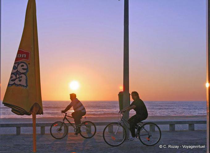 Sunset on Av. António Augusto Almeida Valente, Torreira - Portugal