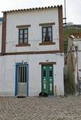 Vende-se, typical house for sale, Nazaré, Portugal.