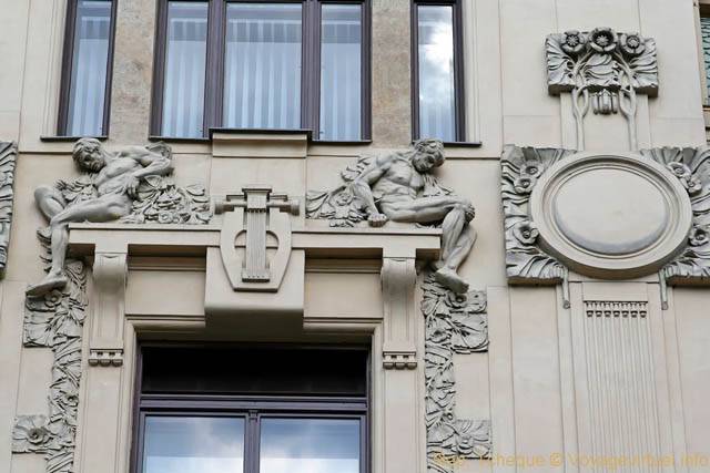 Celetna, détail de façade - Prague, Czech Republic
