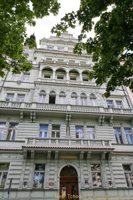 Architecture d'un immeuble, Janackovo Nabrezni - Prague, Czech Republic