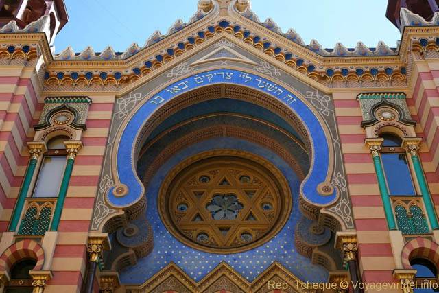 Entre art nouveau et style mauresque, la Synagogue jubilaire, (Jubilejní synagoga), Jeruzalemska - Prague, Czech Republic
