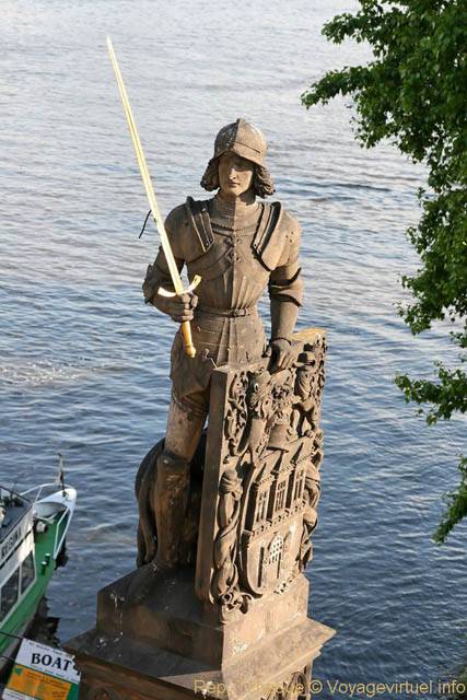 Karluv Most, Pont Charles, statue de Bruncvik, côté Malá Strana - Prague, Czech Republic