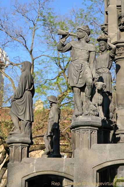 Monument de François Ier, gros plan, (Krannerova kašna), Smetanovo nábřeží - Prague, Czech Republic