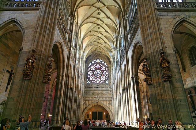Cathédrale Saint-Guy, Grande Nef Sv Vit Vaclav A Vojtech Katedrala, (Prazsky Hrad) - Prague, Czech Republic