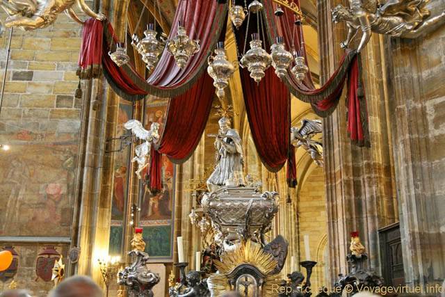 Cathédrale de Saint Vitus, Saint Guy, le Tombeau de Jean Népomucène, (Prazsky Hrad) - Prague, Czech Republic