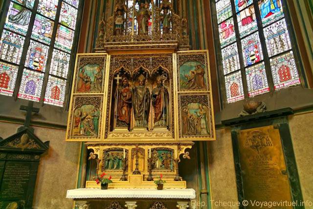 Saint Guy Cathédrale, rétable sculpté dans une chapelle, (Prazsky Hrad) - Prague, Czech Republic