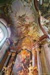Opulence baroque Église Saint-Nicolas de Malá Strana, Prague, Czech Republic.