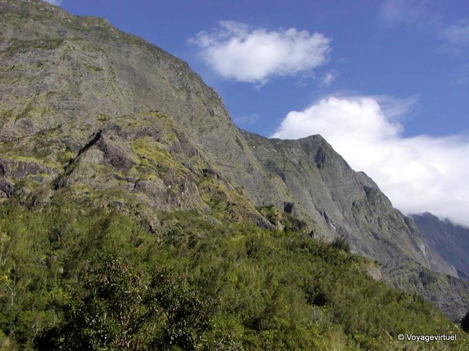 Cliffs to Cilaos - Reunion