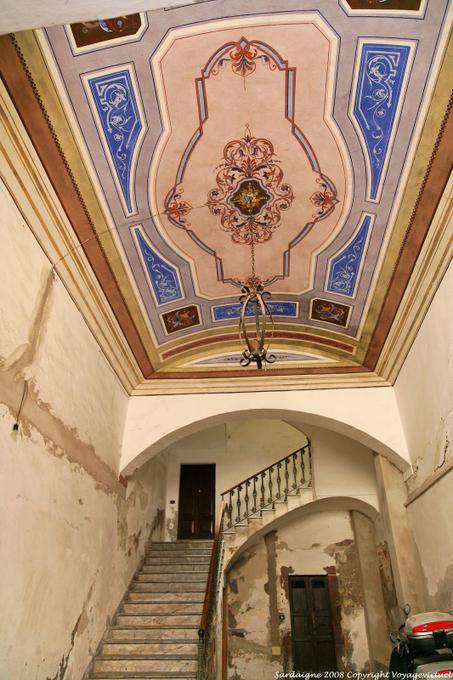 Bosa, Corso Vittorio Emanuele II, decoration of the vault of a building entrance - Sardinia